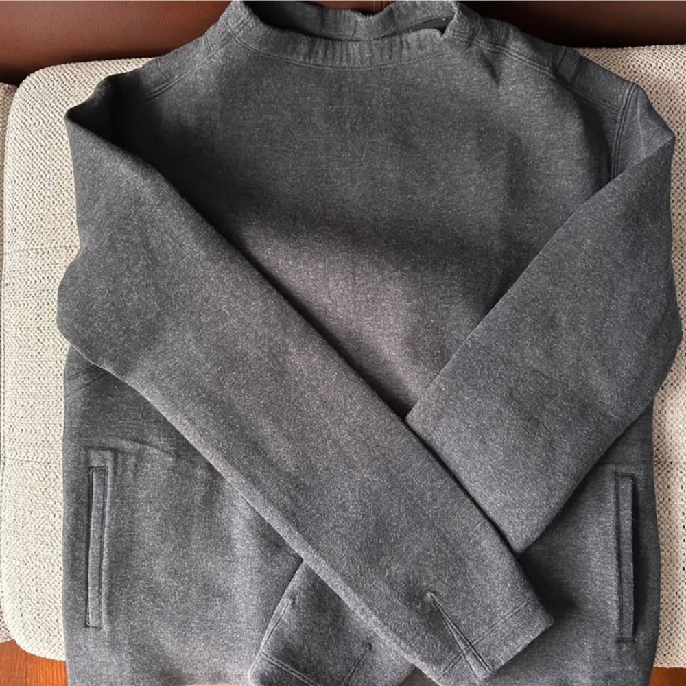 lululemon athletica Heather Gray Sweatshirt